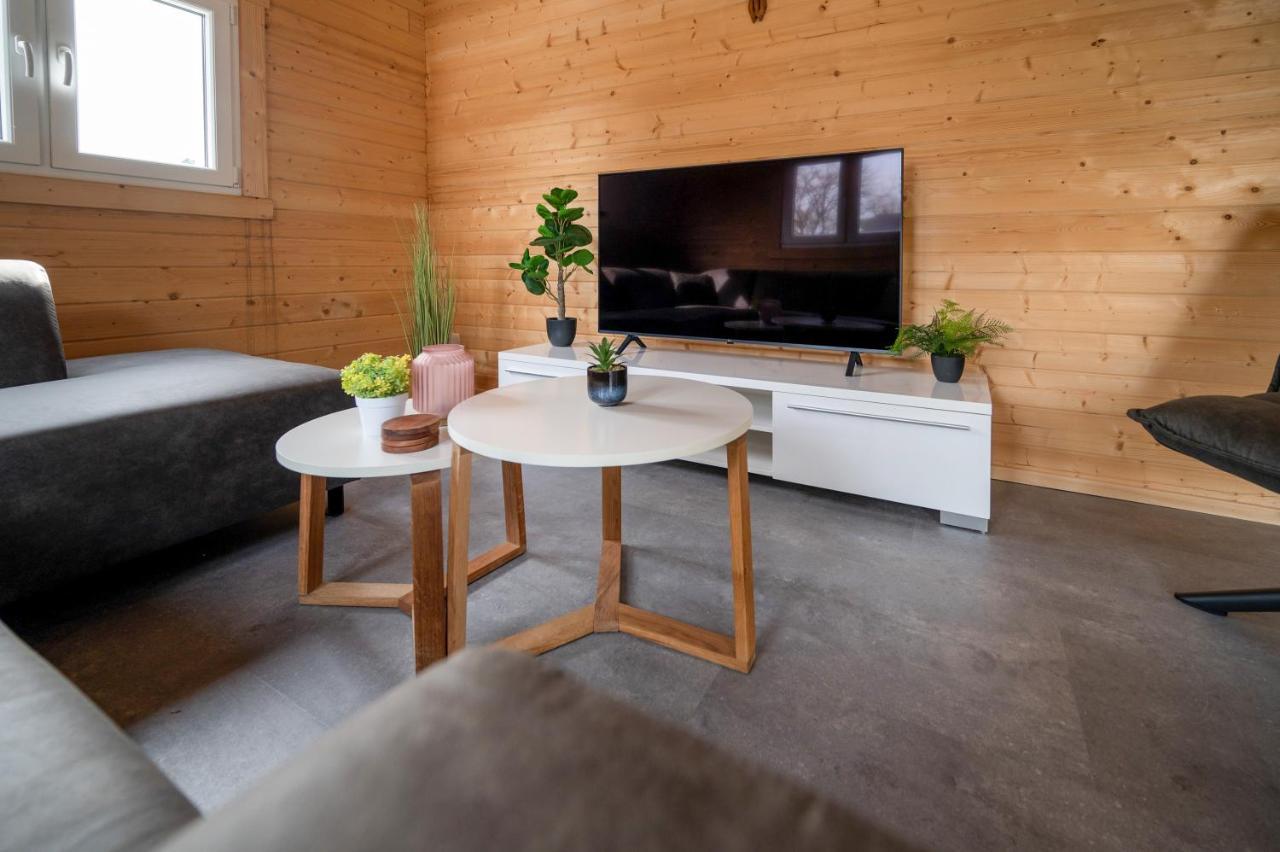 Recreatiepark Maas En Bos Hotell Wellerlooi Exteriör bild